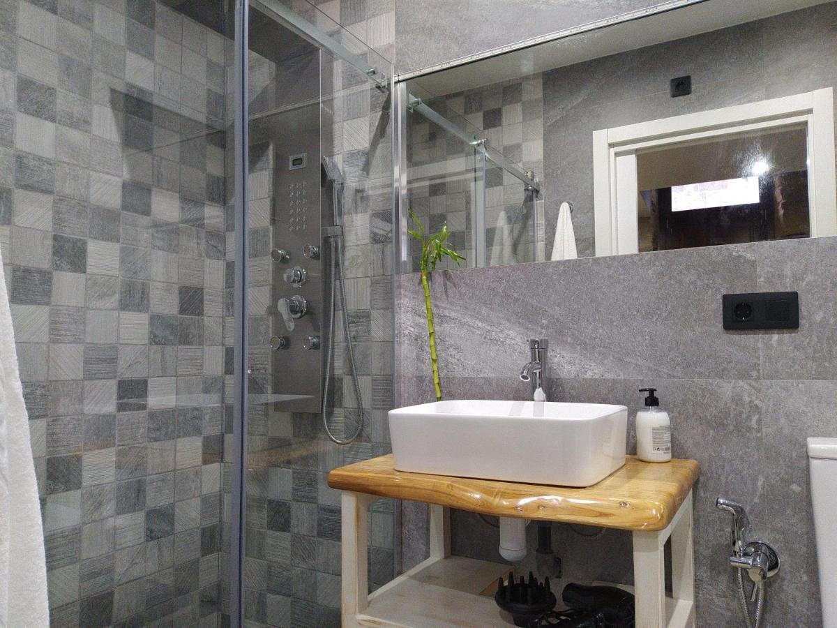 Apartamentos Turisticos O Palomar Vilalba Extérieur photo